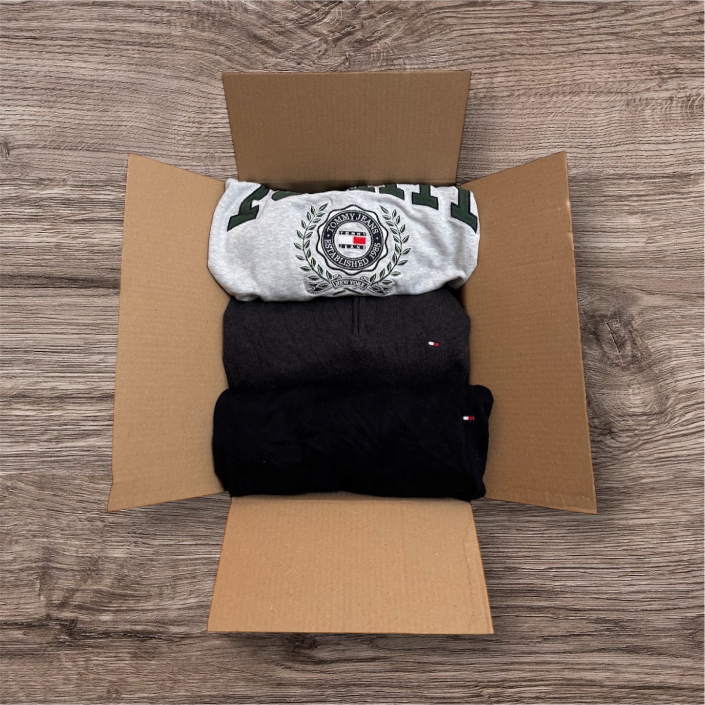 Tommy Hilfiger 10X knitwear/sweater box
